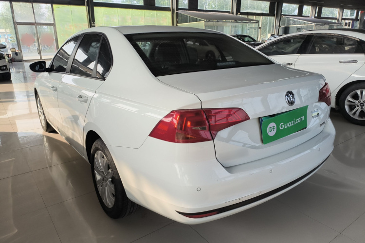 Volkswagen Bora 2021 صورة سيارة #5