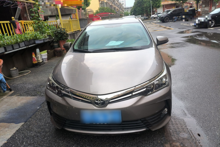 Toyota Corolla 2018 car image #12
