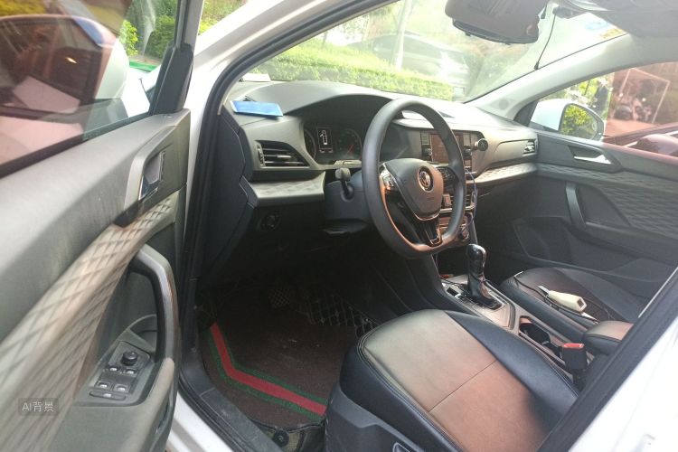 Volkswagen Tharu 2019 car image #18