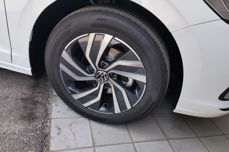 Volkswagen Bora 2026 imagem de carro #9