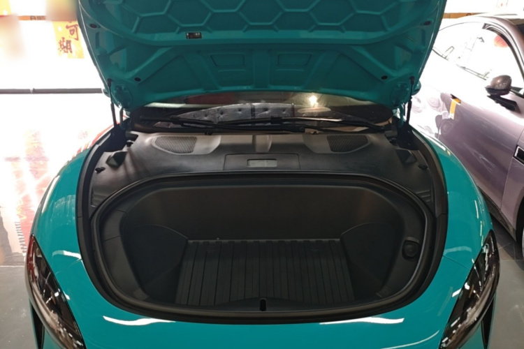 MI SU7 2025 immagine di auto #22