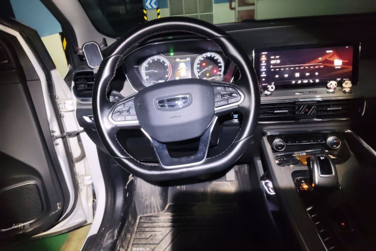 GEELY Coolray 2019 immagine di auto #12