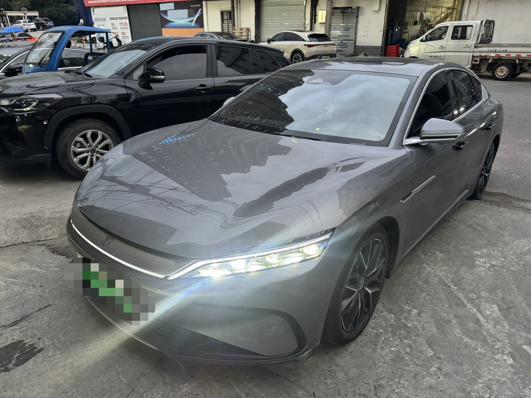 BYD Han 2022 immagine di auto 