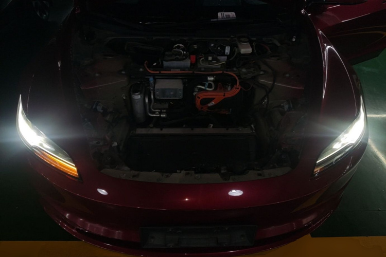 Tesla Model 3 2023 car image #20