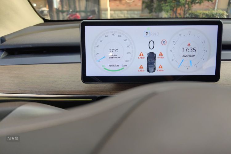 Tesla Model Y 2022 car image #14