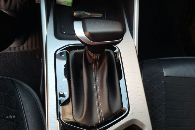 GEELY Emgrand 2024 car image #16