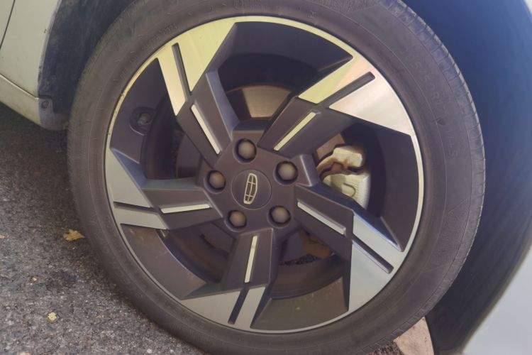 GEELY Emgrand L HiP 2022 car image #9
