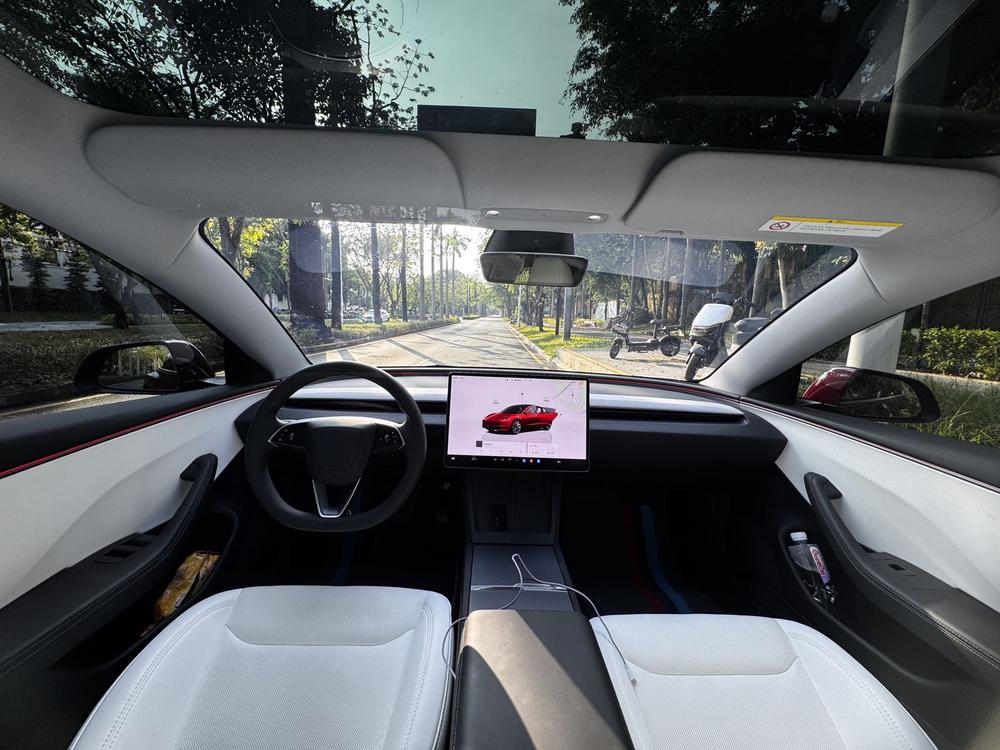 特斯拉 Model 3 2026 汽车图片 #9