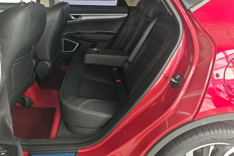 GEELY Emgrand GS 2019 #17 GEELY Emgrand GS 2019 car image #17