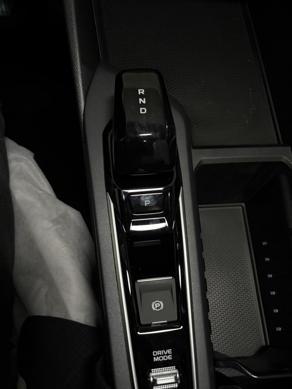 GEELY Binray 2026 #24 GEELY Binray 2026 car image #24