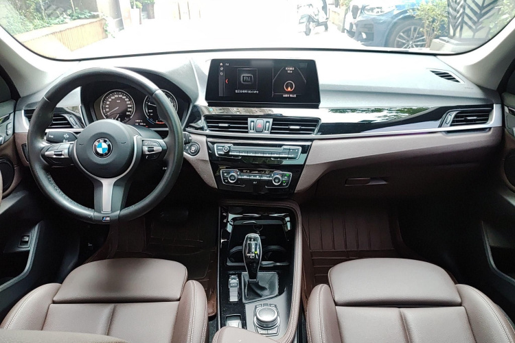 BMW X1 2021 image de voiture #14