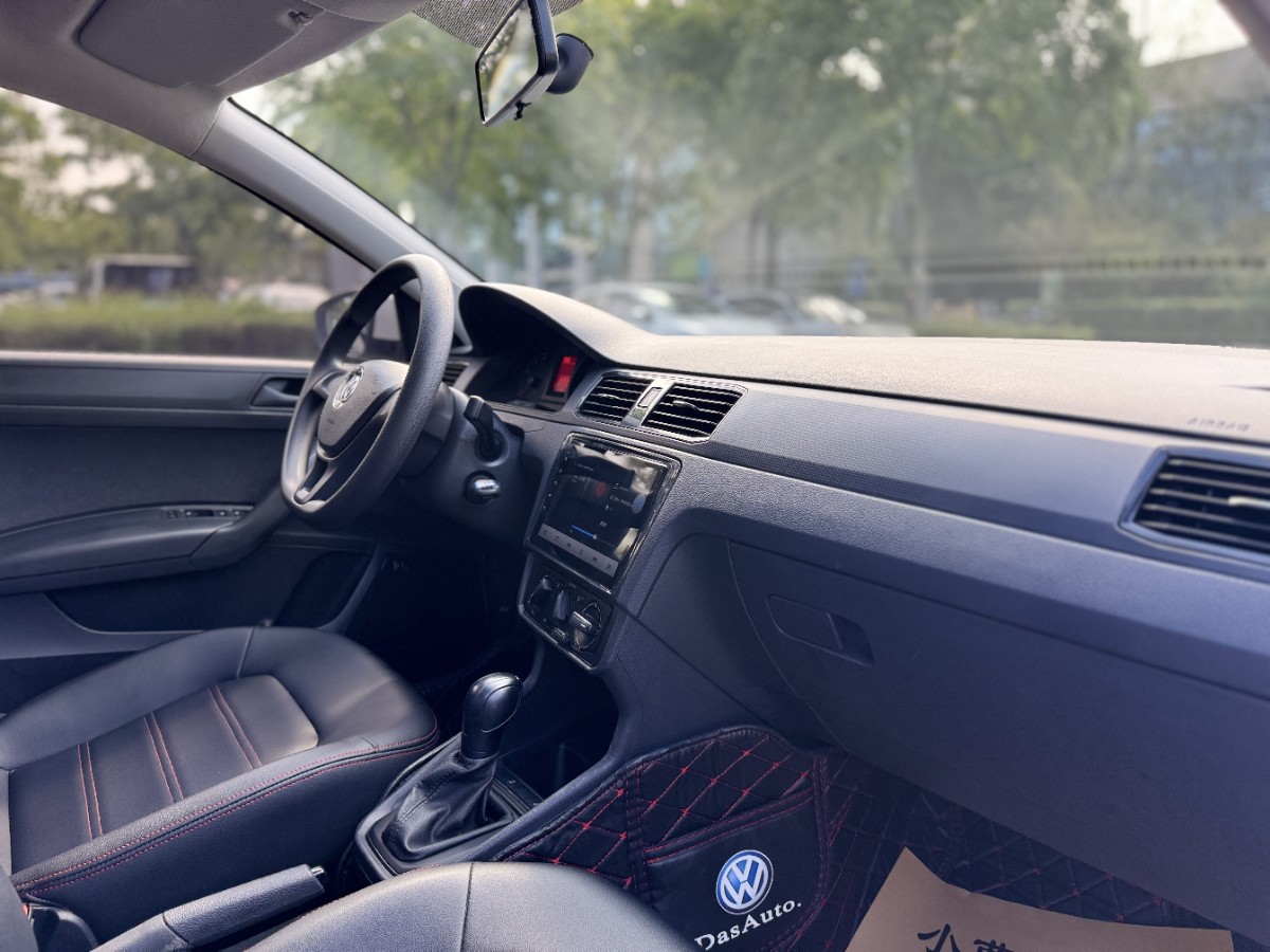 Volkswagen Santana 2024 car image #7
