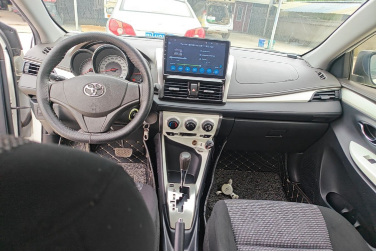 Toyota Vios 2016 #11 Toyota Vios 2016 car image #11