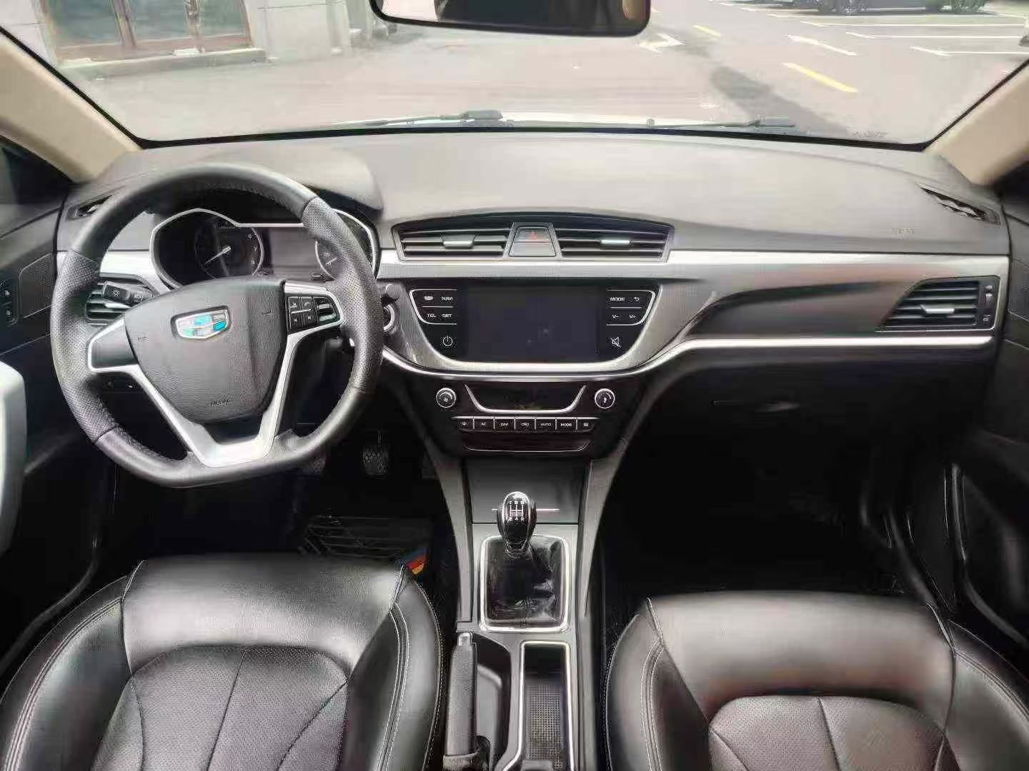 GEELY Emgrand 2017 #3 GEELY Emgrand 2017 صورة سيارة #3