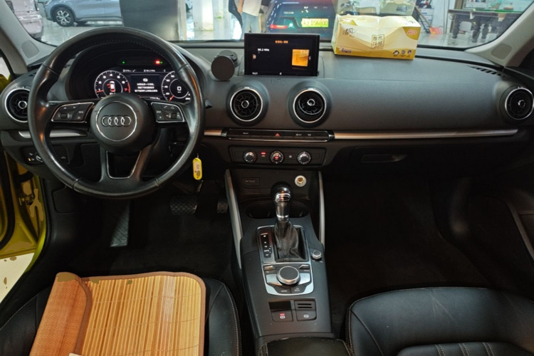 Audi A3 2018 #10 Audi A3 2018 car image #10