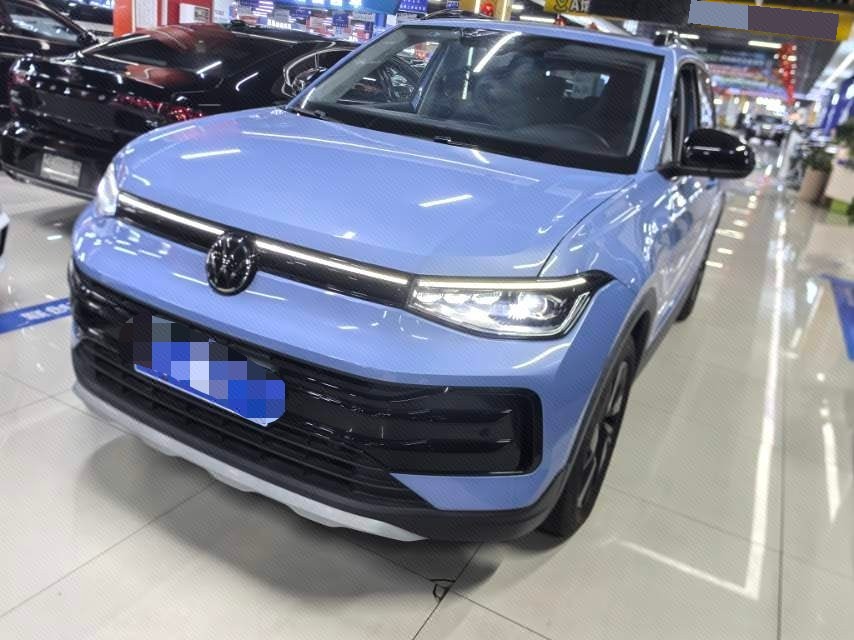 2024 2024 immagine di auto