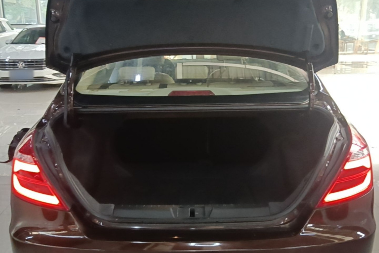 GEELY Emgrand 2016 #19 GEELY Emgrand 2016 immagine di auto #19