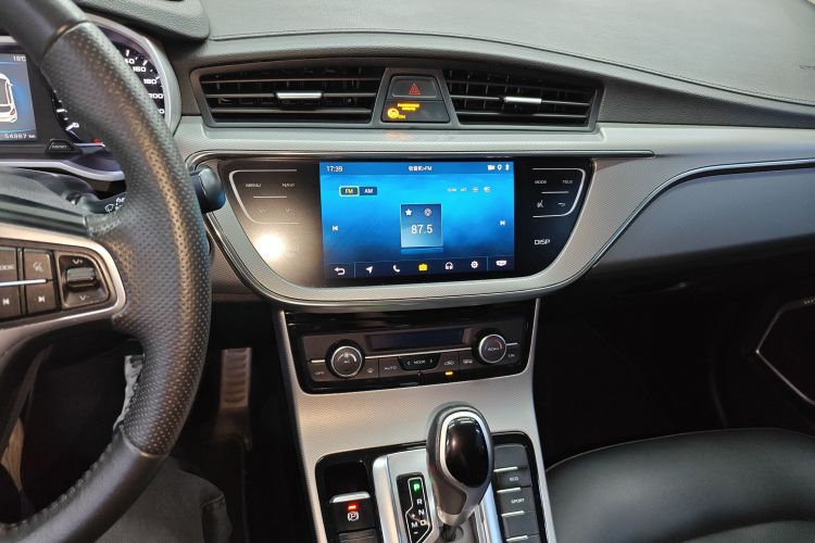 GEELY Emgrand GS 2019 #13 GEELY Emgrand GS 2019 car image #13
