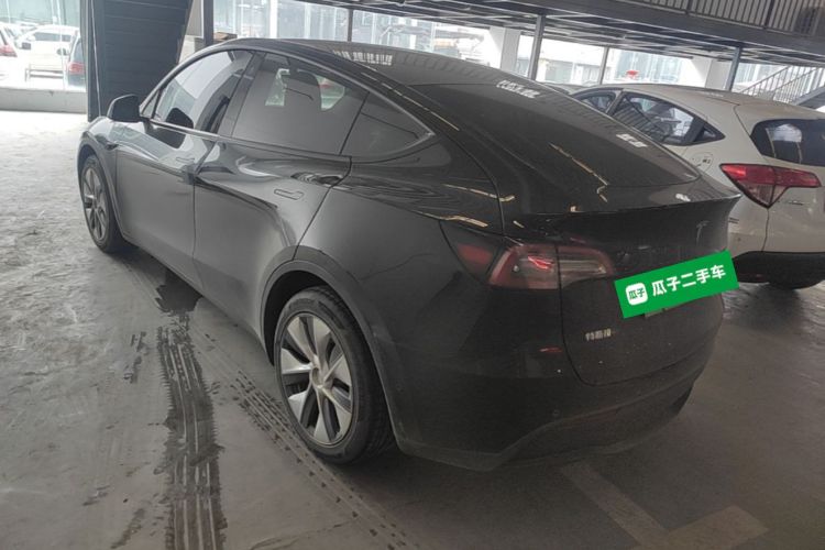 Tesla Model Y 2021 #5 Tesla Model Y 2021 car image #5
