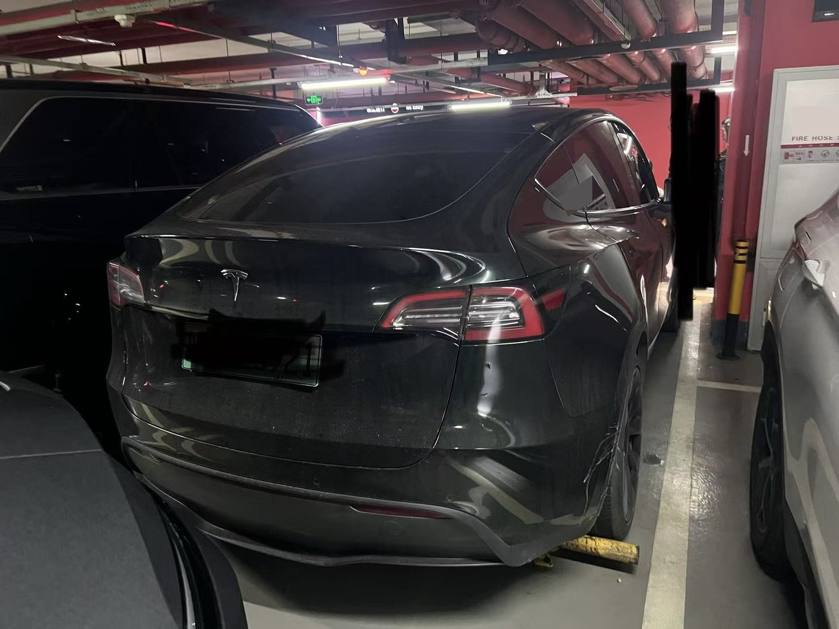 Tesla Model Y 2022 #5 Tesla Model Y 2022 car image #5