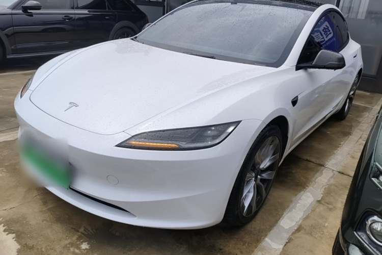 Tesla Model 3 2025 #2 Tesla Model 3 2025 car image #2
