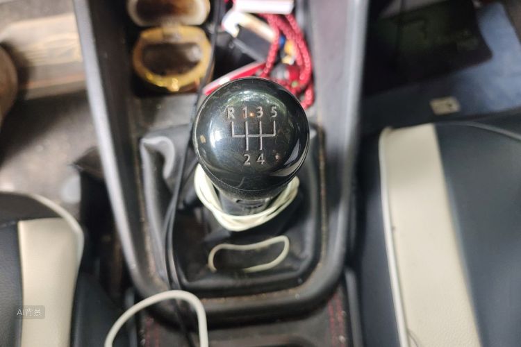Volkswagen Santana 2018 car image #16