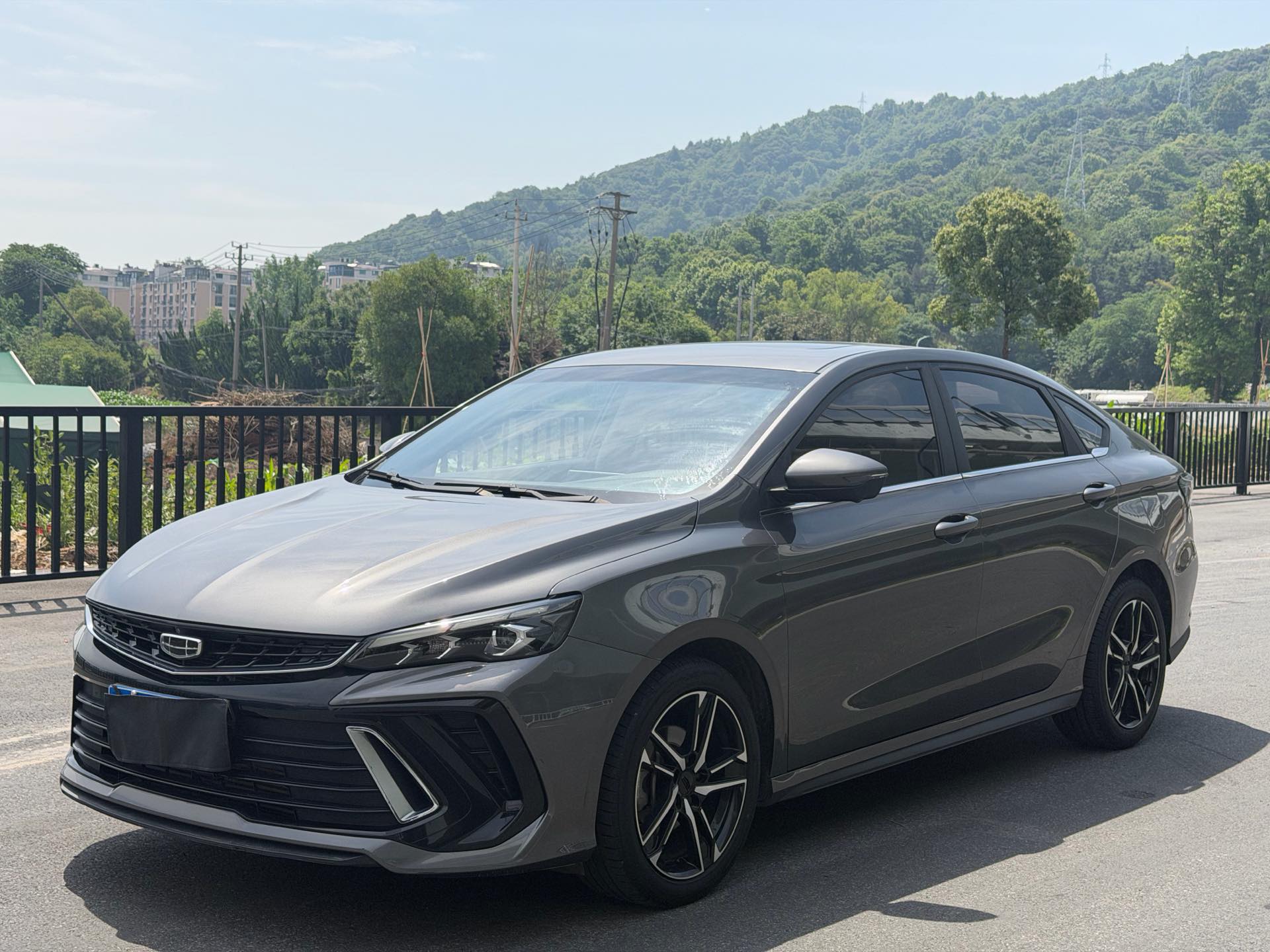 GEELY Binray 2022 car image 