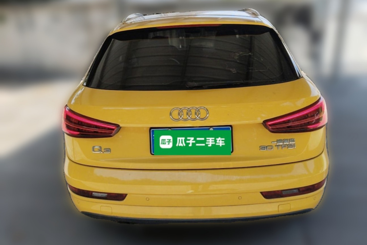 Audi Q3 2016 car image #6