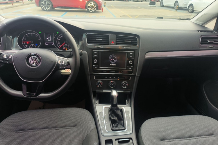 Volkswagen Golf 2018 #10 Volkswagen Golf 2018 car image #10