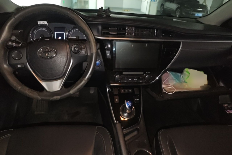 Toyota Corolla 2017 #7 Toyota Corolla 2017 car image #7