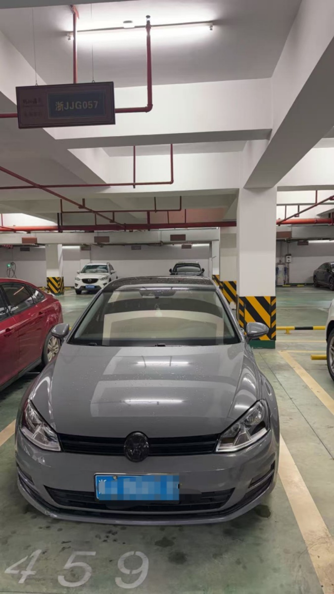 Volkswagen Golf 2016 car image 