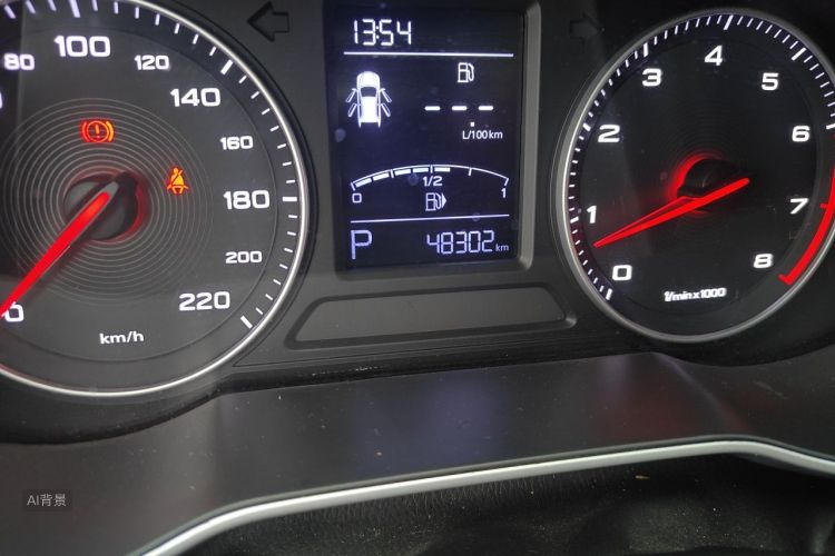 MG ZS 2018 #14 MG ZS 2018 изображение автомобиля #14