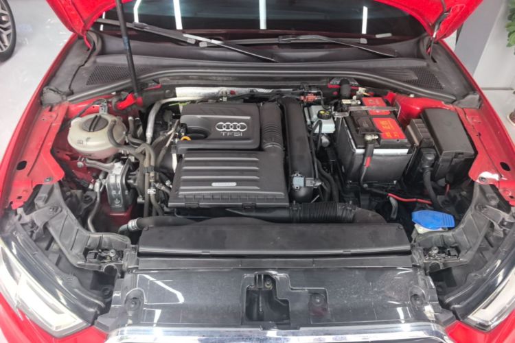 Audi A3 2018 car image #20