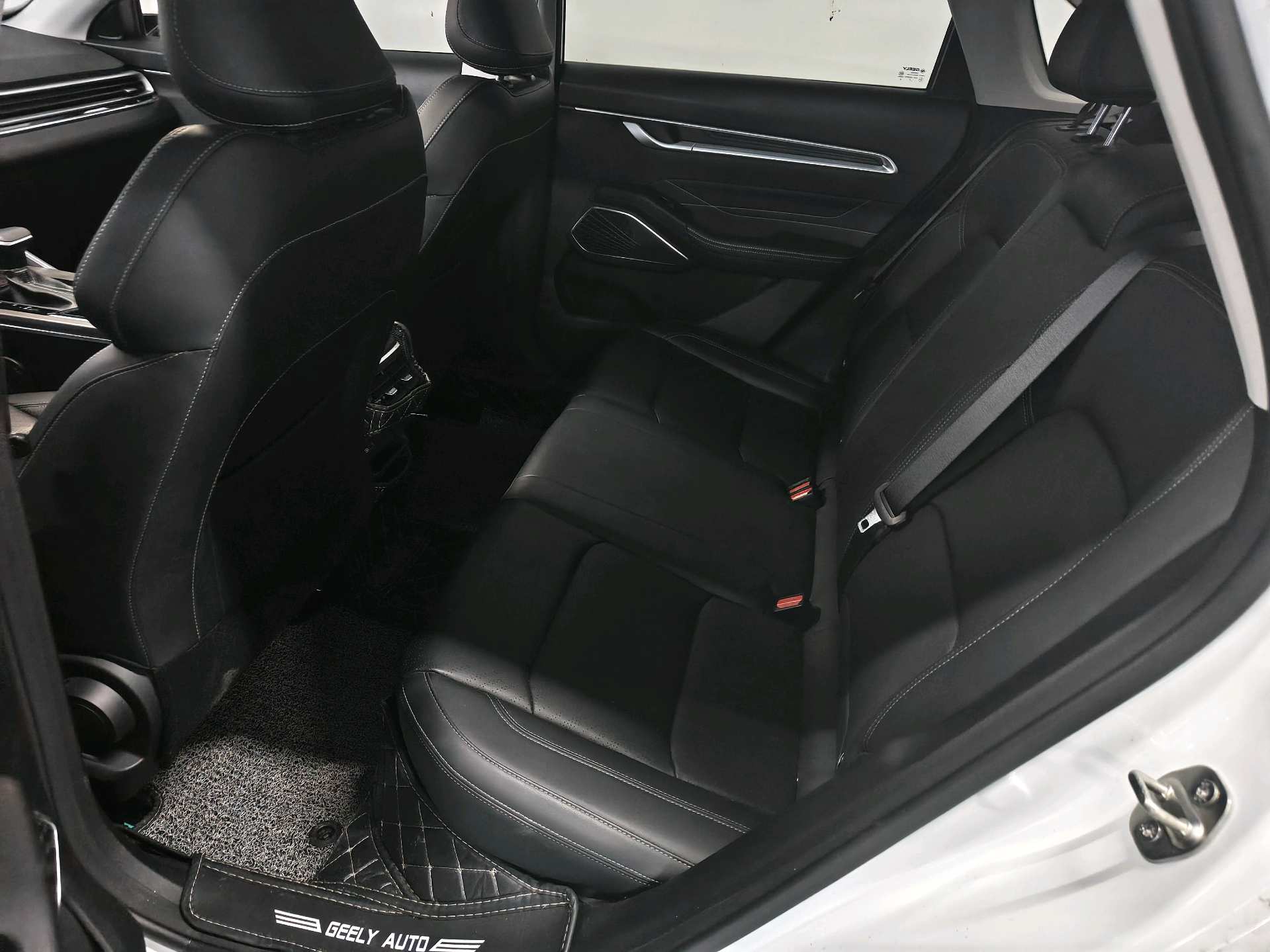 GEELY Emgrand 2023 car image #5