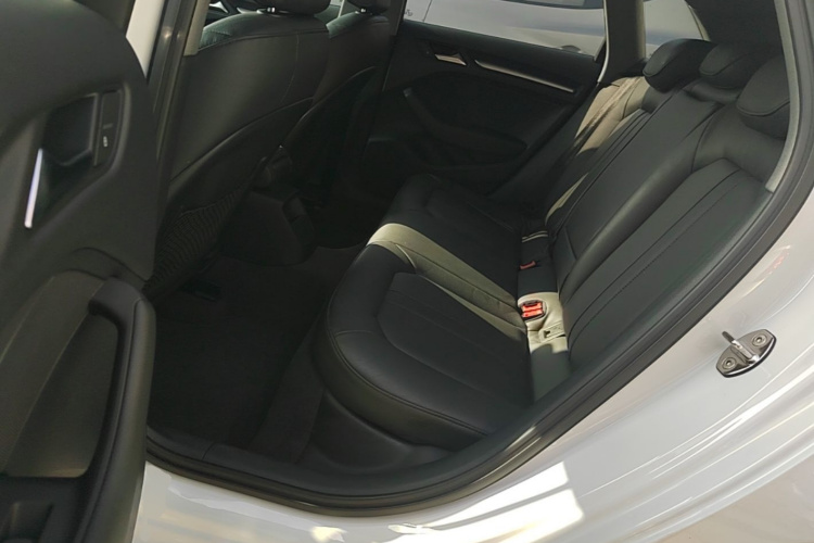Audi A3 2018 #13 Audi A3 2018 car image #13