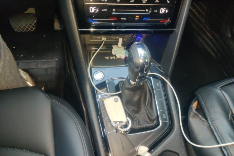Volkswagen Tharu 2021 #18 Volkswagen Tharu 2021 صورة سيارة #18