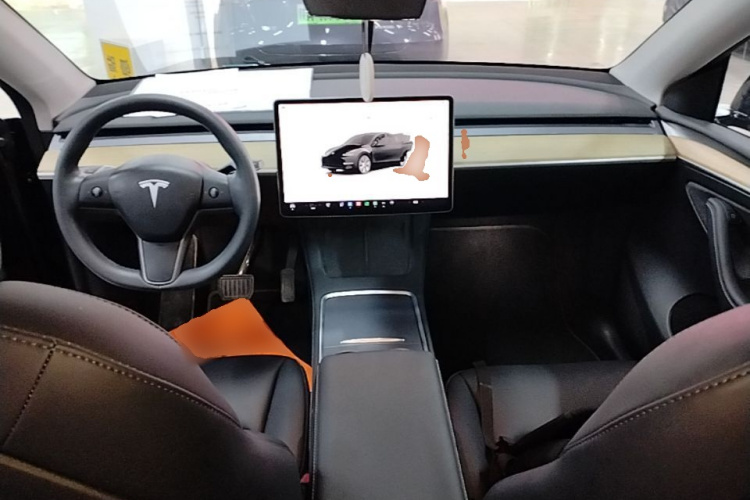 Tesla Model Y 2023 #10 Tesla Model Y 2023 car image #10