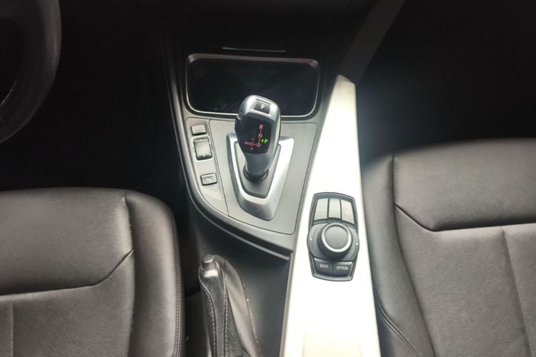 BMW 3 Series 2015 #14 BMW 3 Series 2015 image de voiture #14