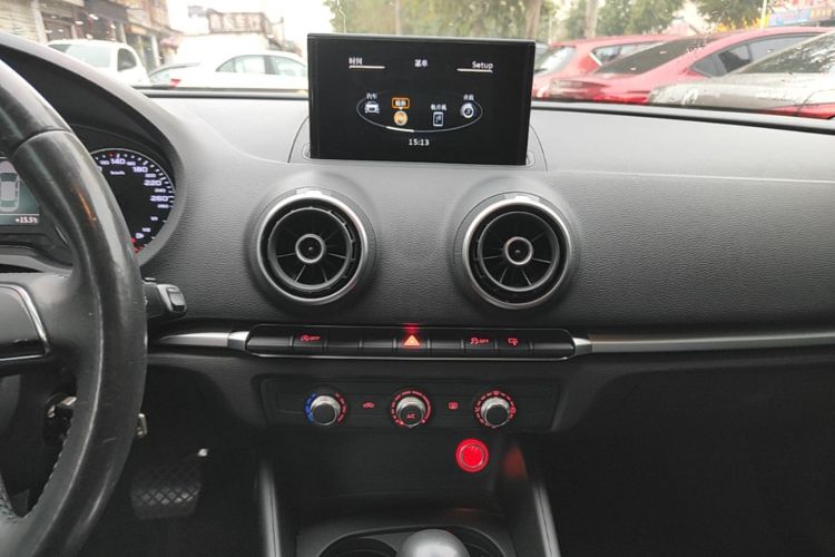 Audi A3 2016 car image #13