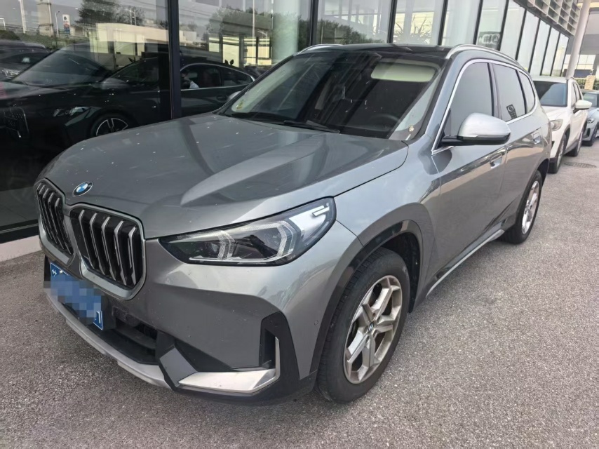 BMW X1 2024 BMW X1 2024 car image