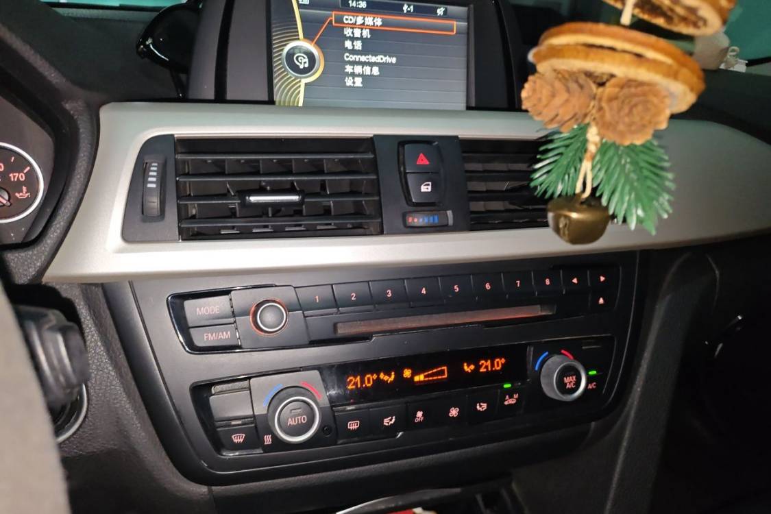 BMW 3 Series 2014 #26 BMW 3 Series 2014 immagine di auto #26