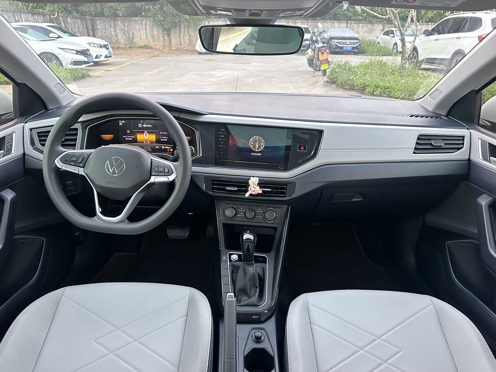 Volkswagen Lavida 2024 car image #9
