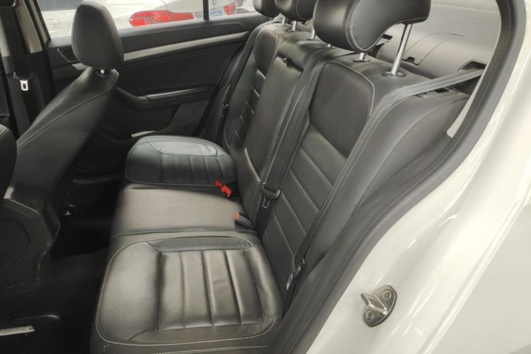 Volkswagen Lavida 2018 car image #17