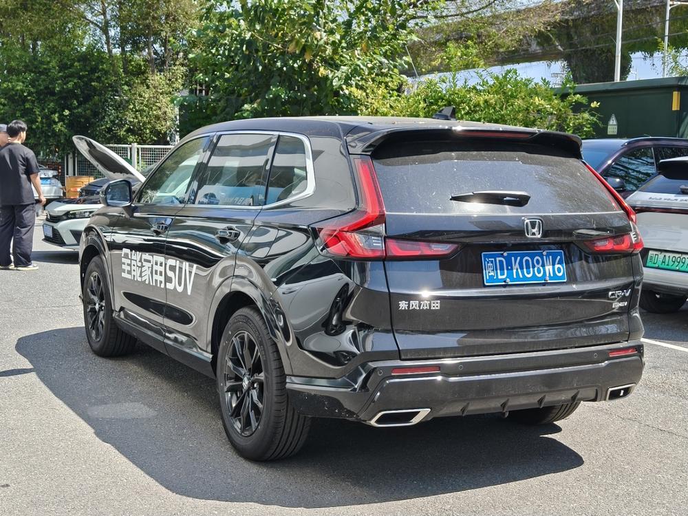 Honda CR-V 2025 #4 Honda CR-V 2025 car image #4