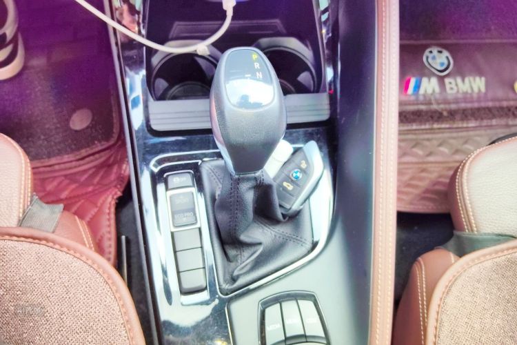 BMW X1 2019 car image #16