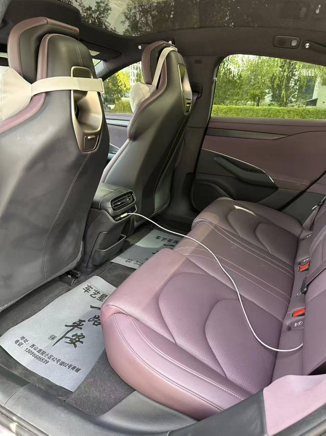 MI SU7 2025 car image #8