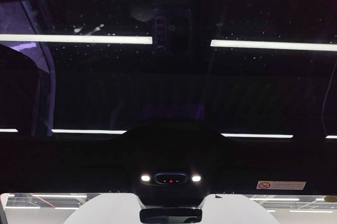 MI SU7 2024 car image #14