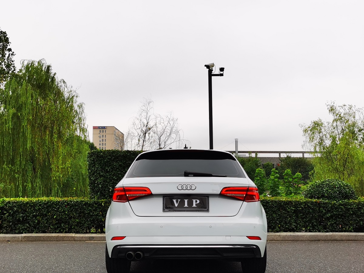 Audi A3 2019 car image #5
