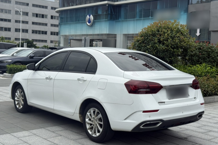 GEELY Emgrand 2021 #6 GEELY Emgrand 2021 car image #6
