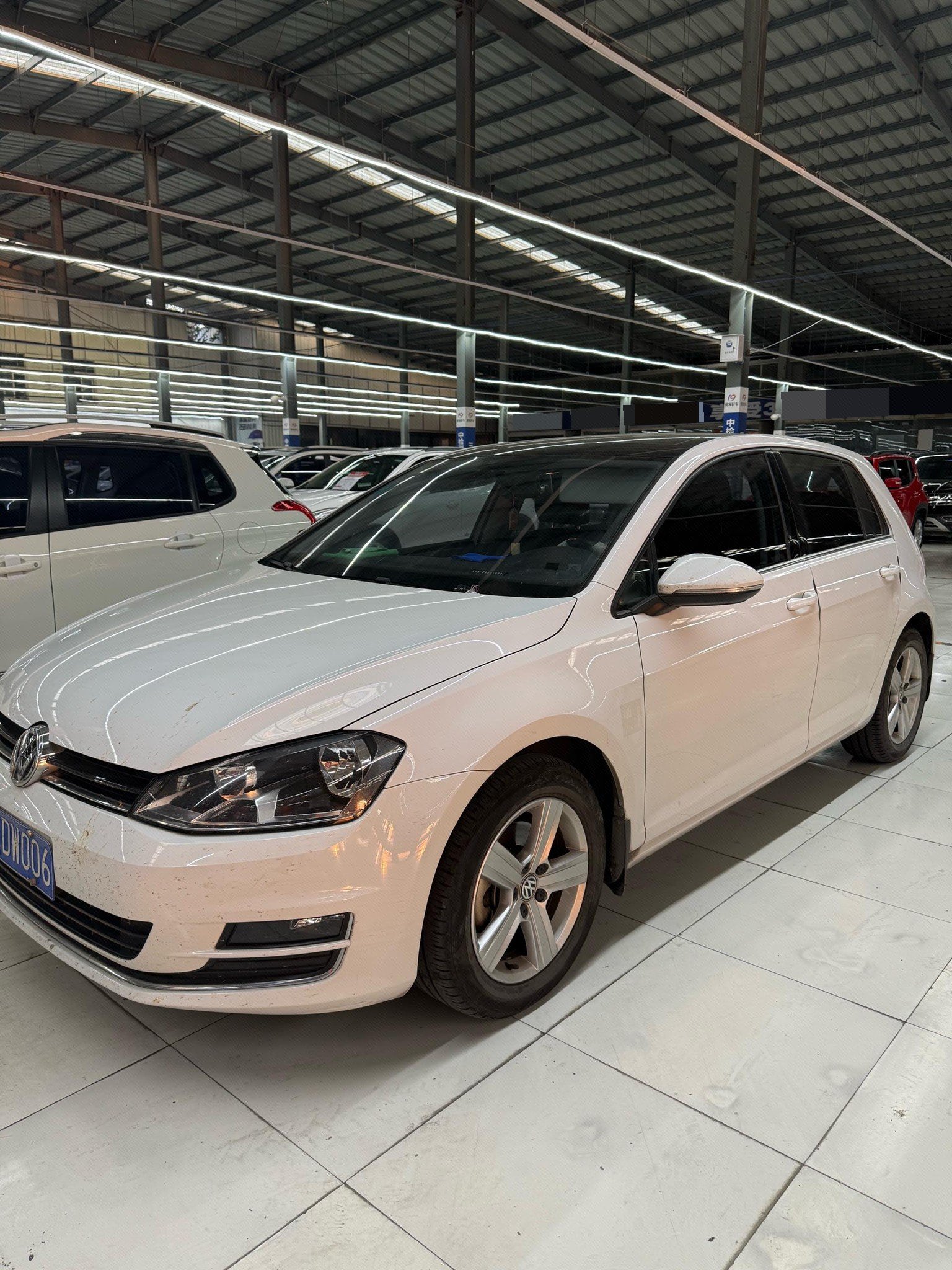 Volkswagen Golf 2015 Volkswagen Golf 2015 car image
